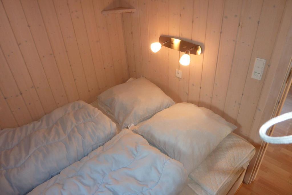 Lonstrup Egelunds Camping & Cottages Chambre photo